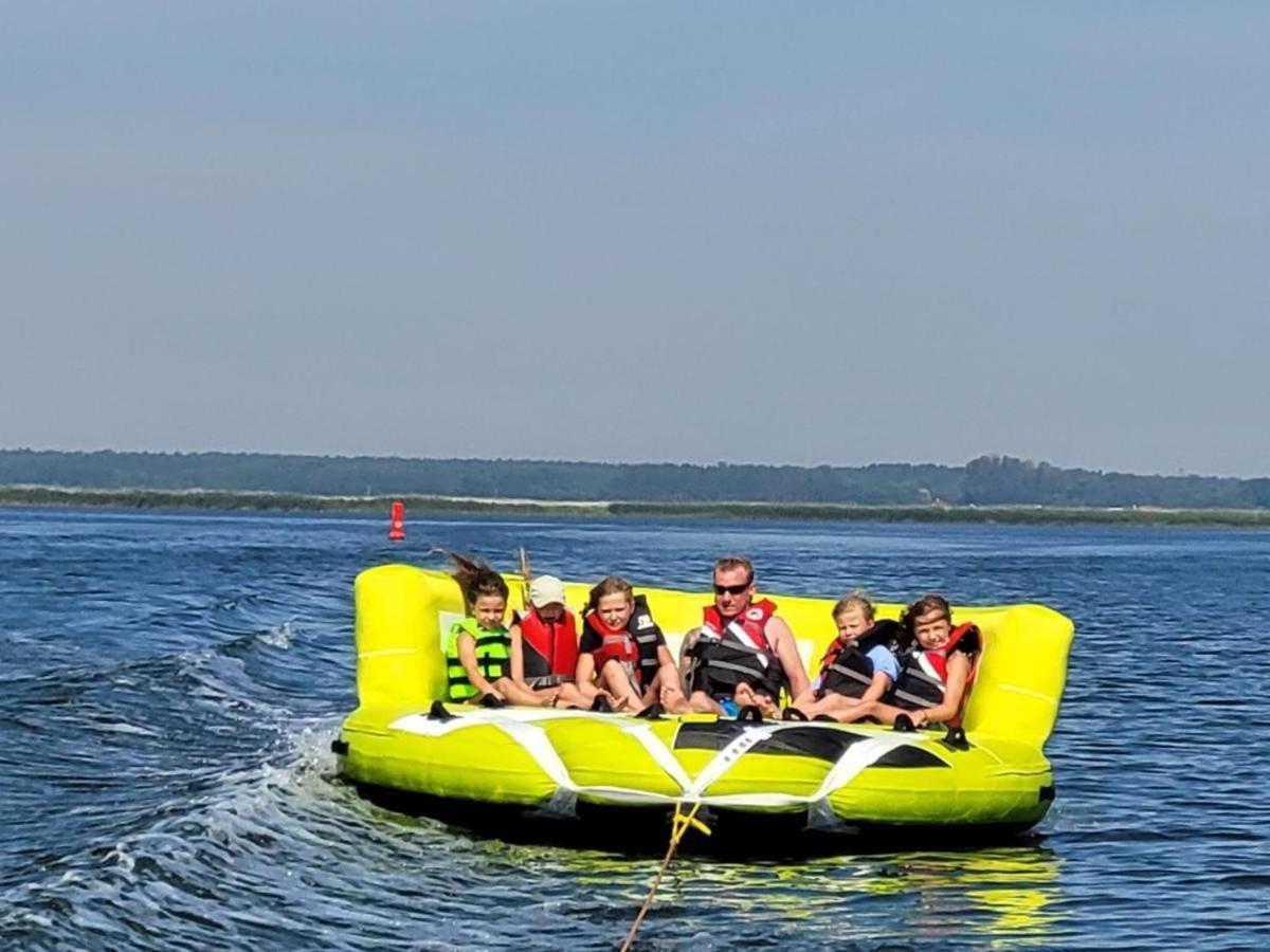 Holiday Houses Miedzyzdroje Wapnica Marina With Private Beach And Boat Facility Екстер'єр фото